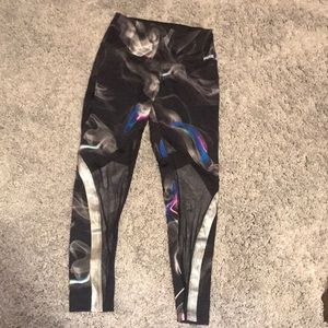 Pink Ultimate yoga leggings//mesh and iridescent